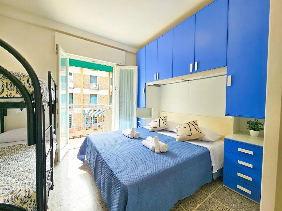 Appartement Bilocale Augustus Piazza Mazzini à Jesolo Italie